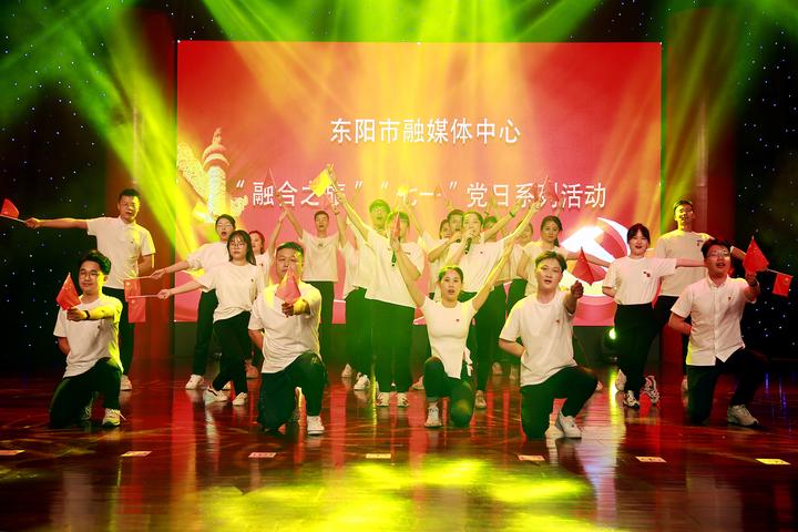 阿瓦人民唱新歌动态曲谱_阿瓦人民唱新歌歌词(5)